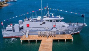 Armada Republica Dominicana Metal Shark