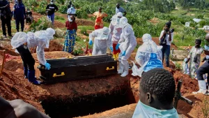 ultiman-de-una-paliza-a-un-politico-del-congo-tras-alertar-sobre-el-ebola-en-la-20260929-114329-bhJb-1200x675