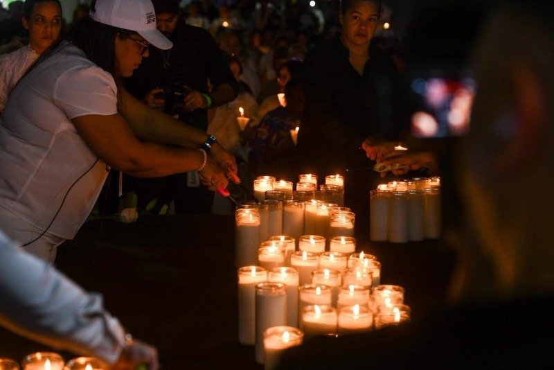 6-CONVOCAN VIGILIA POR VICTIMAS JET SET